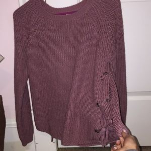 FASHION NOVA SWEATER